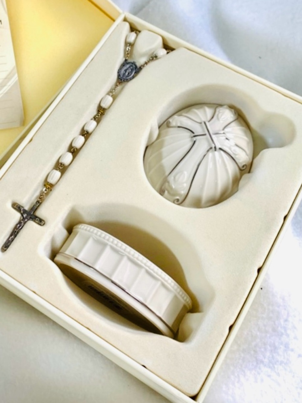 Lenox Ivory Ceramic Rosary Gift Set